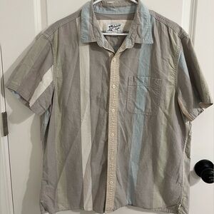 American Eagle Men’s Striped Button Down Shirt